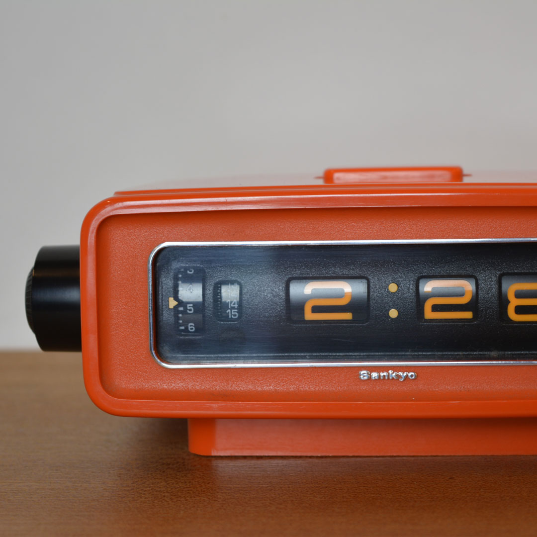 TUBE ORIGINAL ALARM CLOCK 【メンバーの生声入り】 Graphite Space Age Plastic & Chrome Japanese alarm clock by