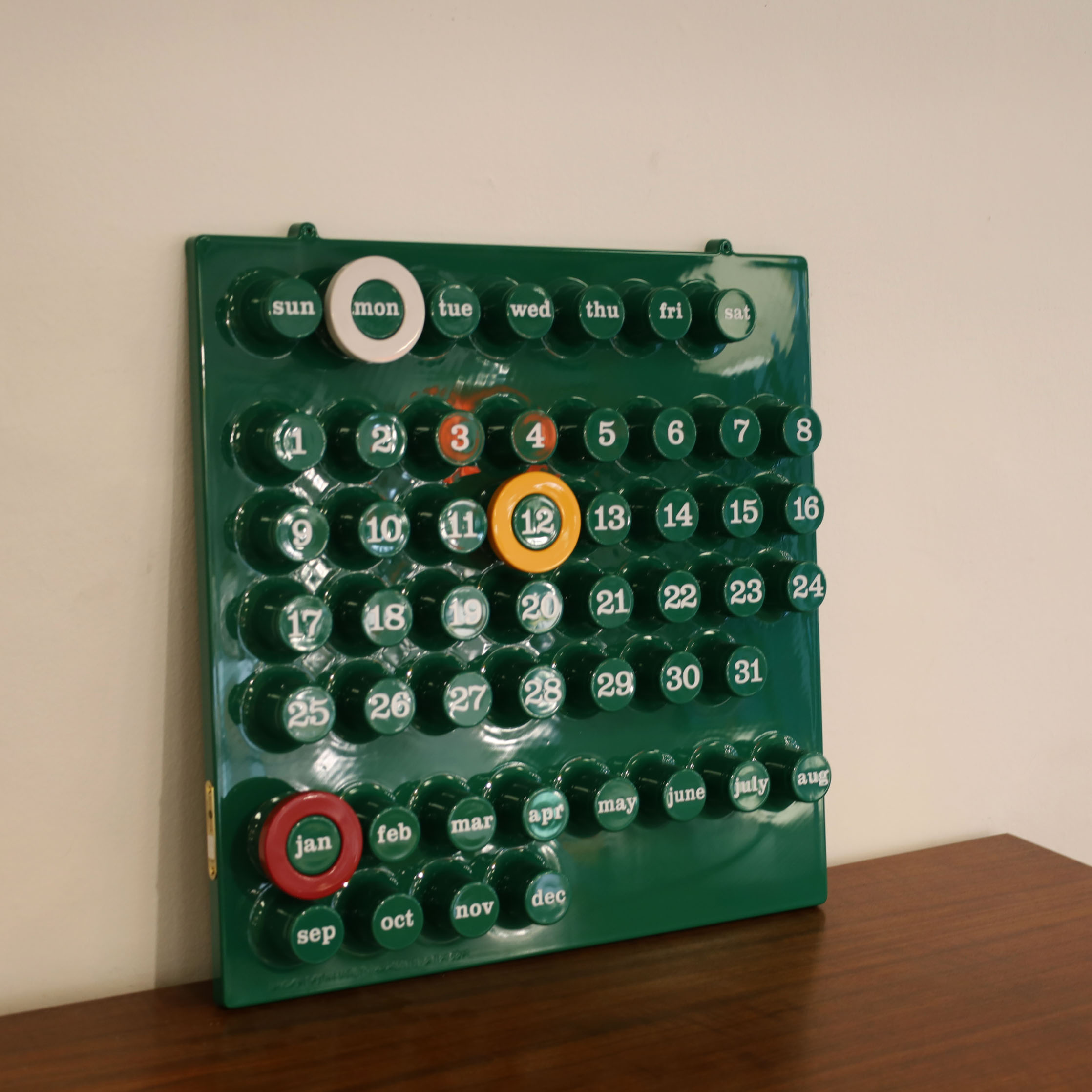 Ring-A-Date Perpetual Calendar by Giorgio Della Beffa -Green
