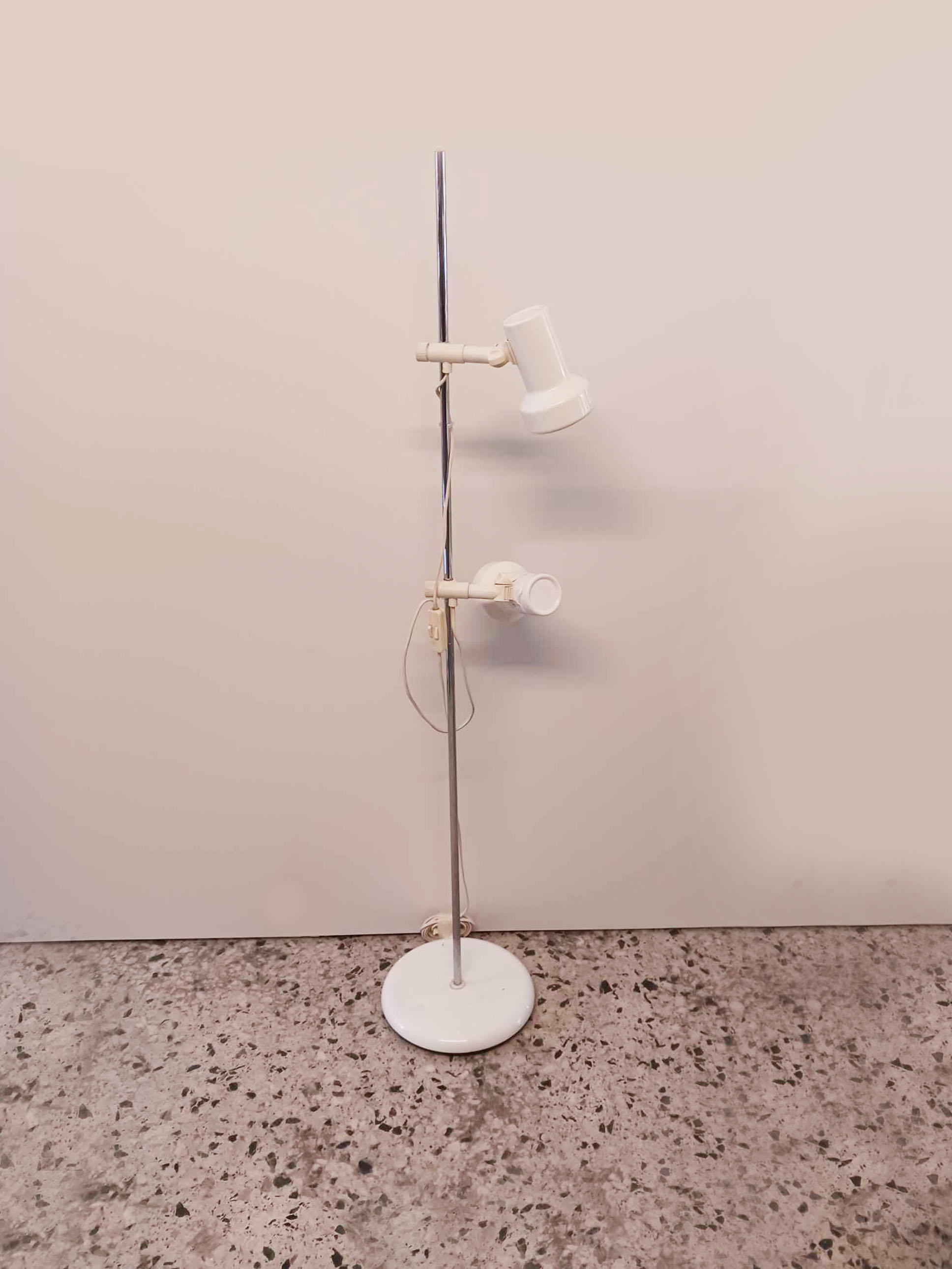MODERNON RLF0038-2
